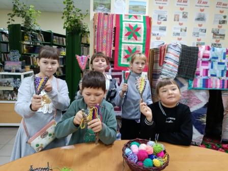 Экскурсия на выставку Половики и лоскутки Экскурсия на выставку Половики и лоскутки