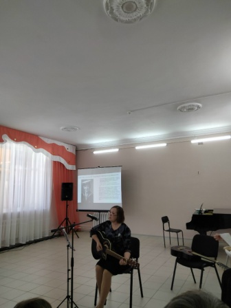 С юбилеем, Бард